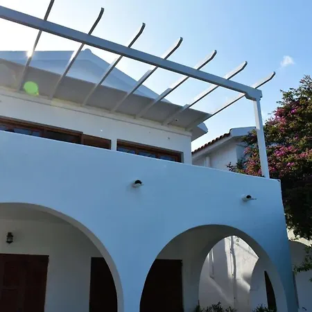 Anthi's Achladies (Skiathos)